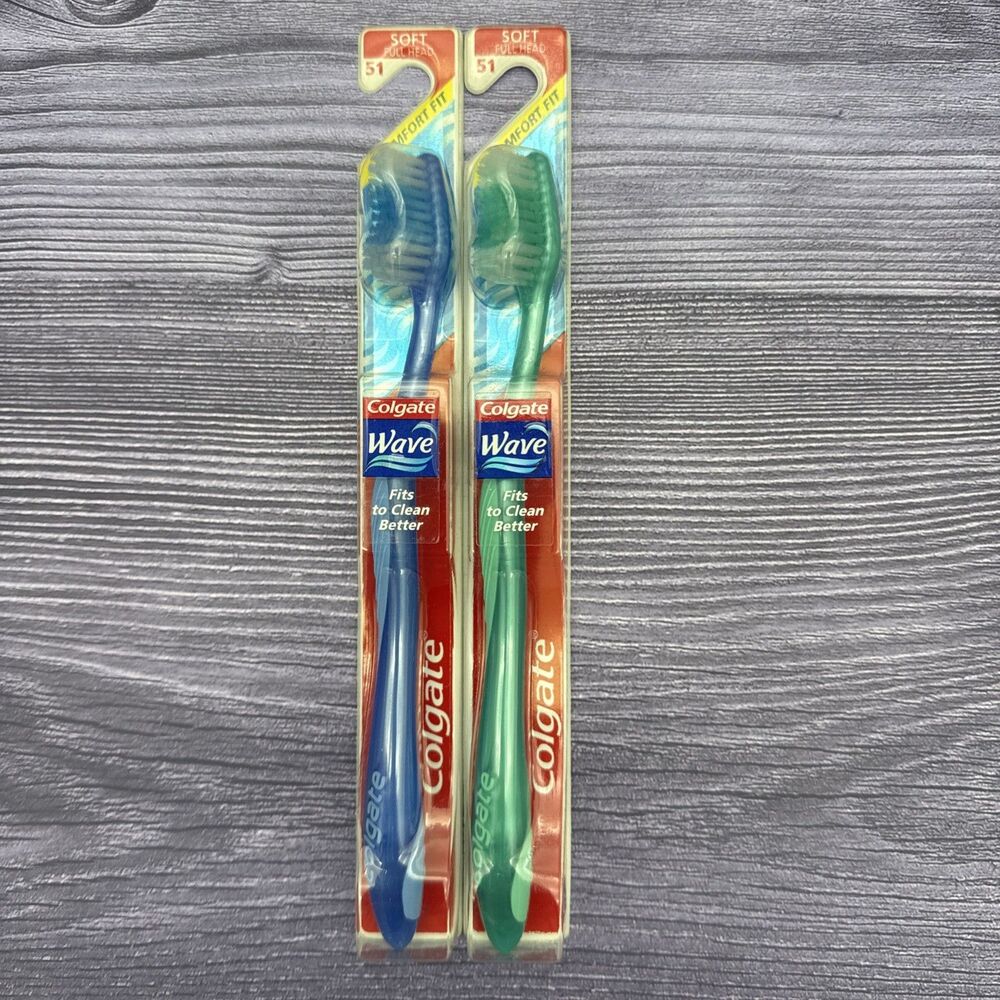 2 LOT Colgate Wave Comfort Fit FULL Head Soft Toothbrush Curved Bristles USA 51